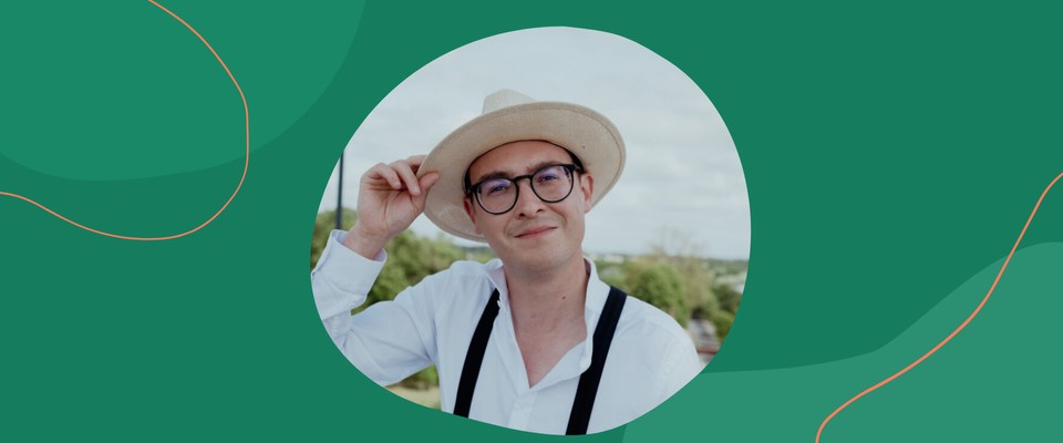 Portrait d’auto-entrepreneur : Nico La Rochelle, créateur de contenu et ambassadeur du patrimoine charentais
