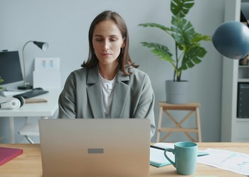 Vous avez reçu le mail de la DGFiP sur la facturation électronique : que faire maintenant ?